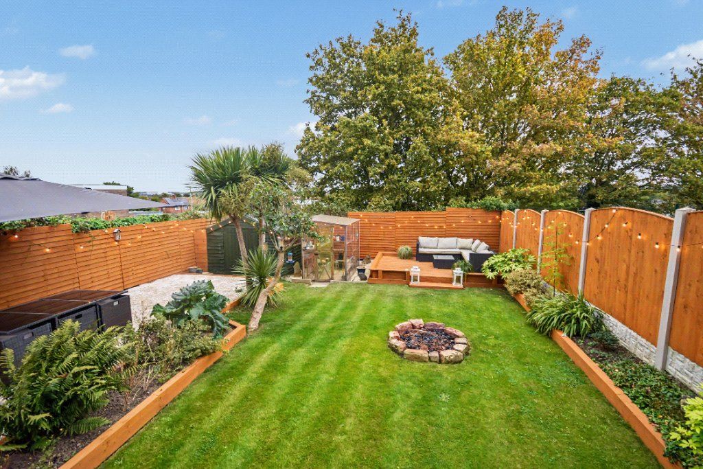 Property photo 2 of 21 Picture No. 04