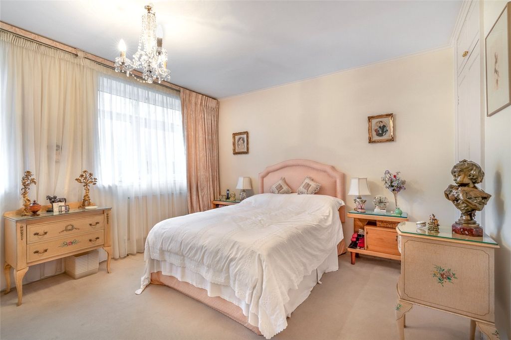 Property photo 3 of 13 Picture No. 10