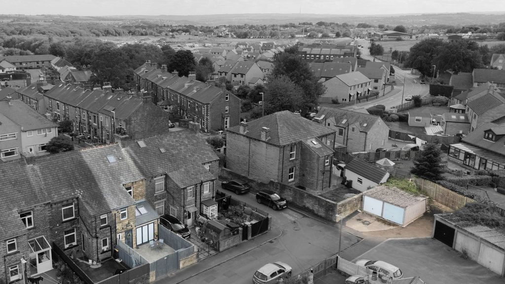 Property photo 3 of 30