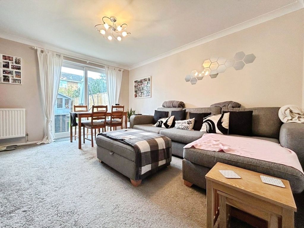 Property photo 3 of 11 Picture No. 18