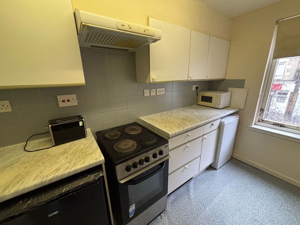 Property photo 3 of 10 Photo 5