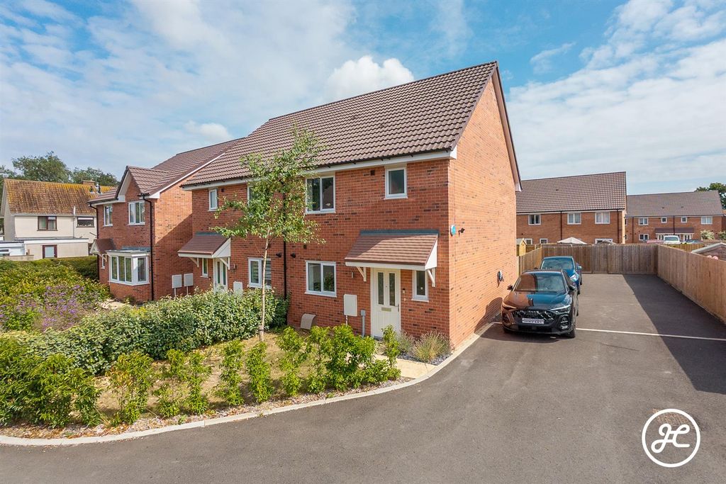 Property photo 1 of 19 Dji_20250730104649_0211_D.Jpg