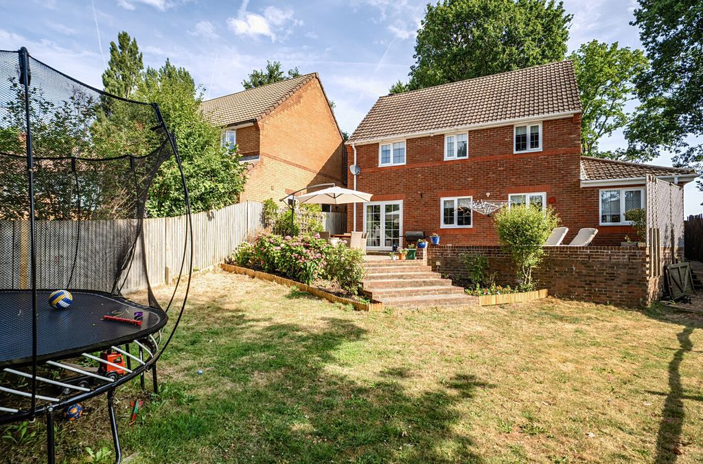 Property photo 2 of 16