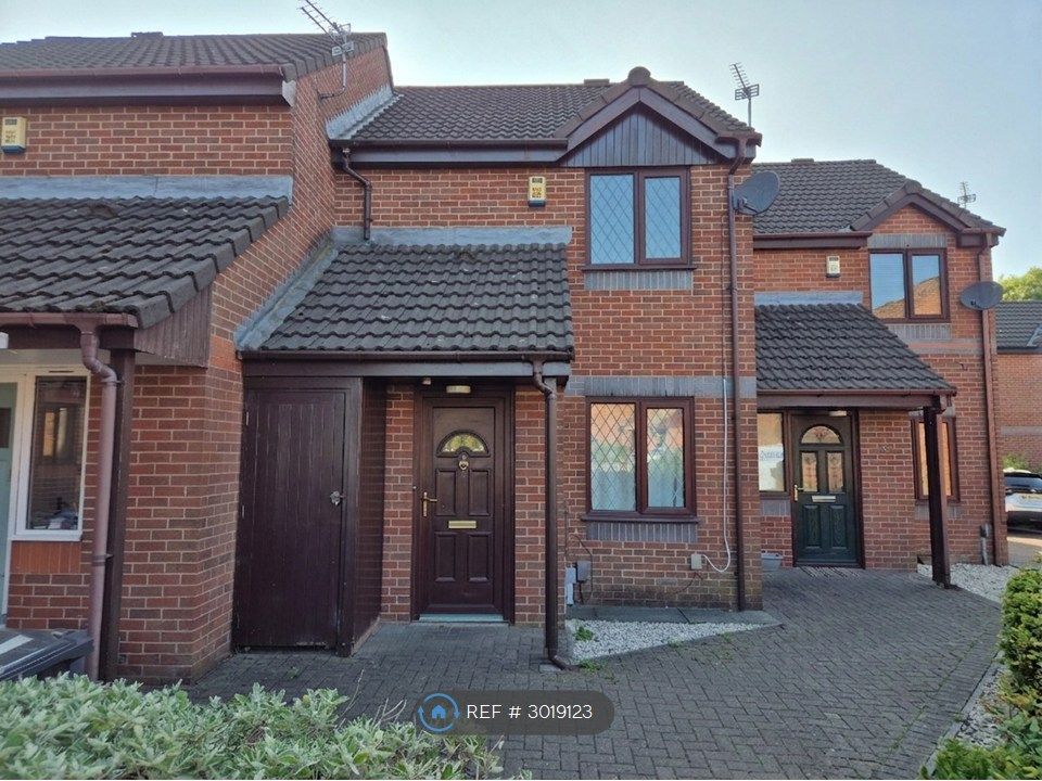 Property photo 1 of 19 Front