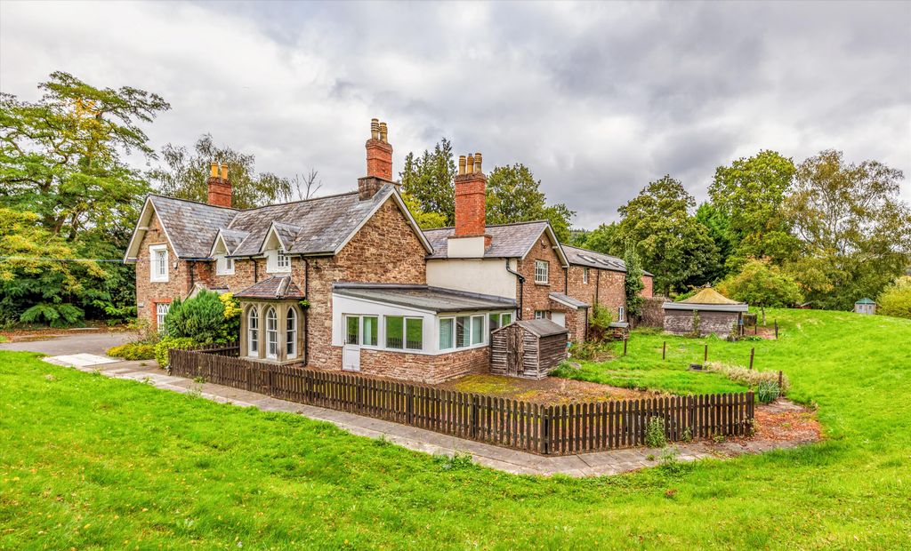 Property photo 3 of 30 Image