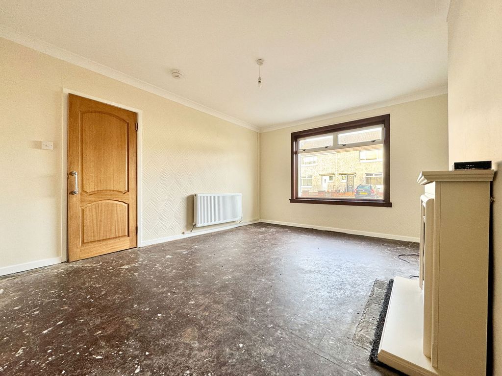 Property photo 3 of 23