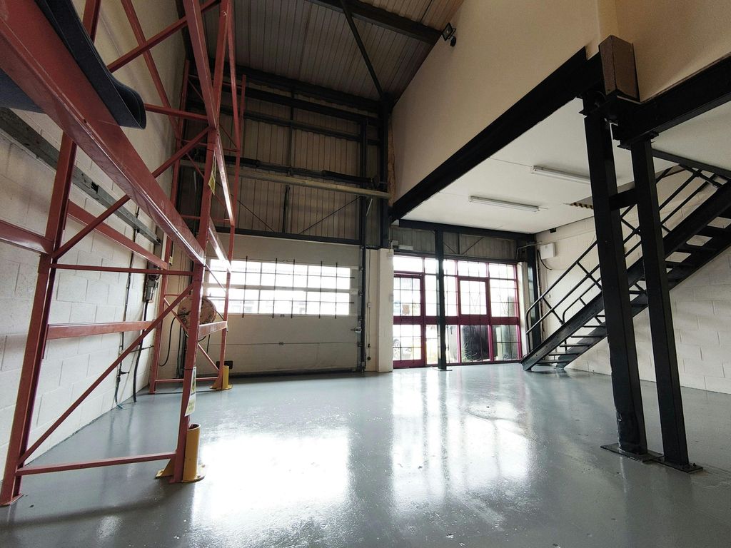 Property photo 2 of 9 2.Jpg