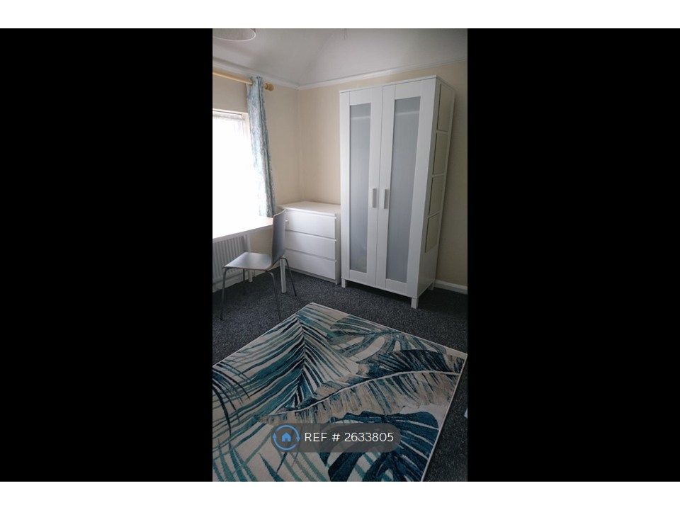 Property photo 3 of 5