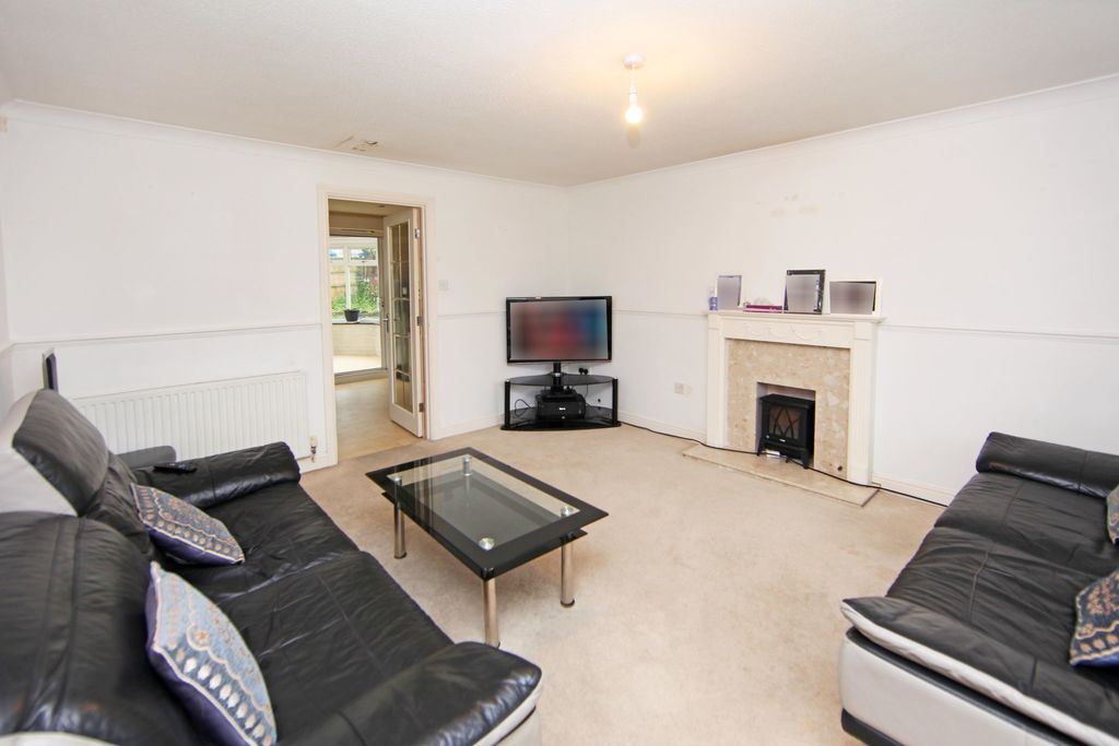 Property photo 2 of 14 Photo 9