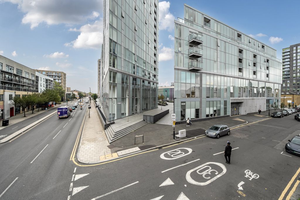 Property photo 1 of 8 Photo 2