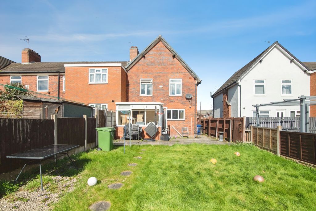 Property photo 2 of 15