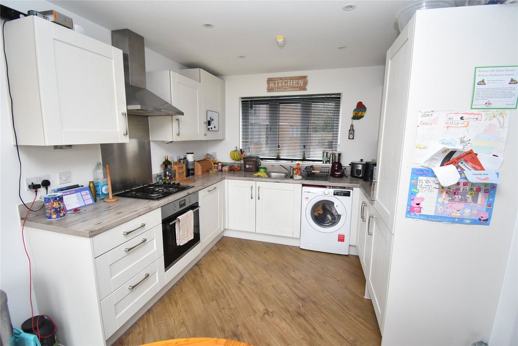 Property photo 3 of 16 Picture No. 02