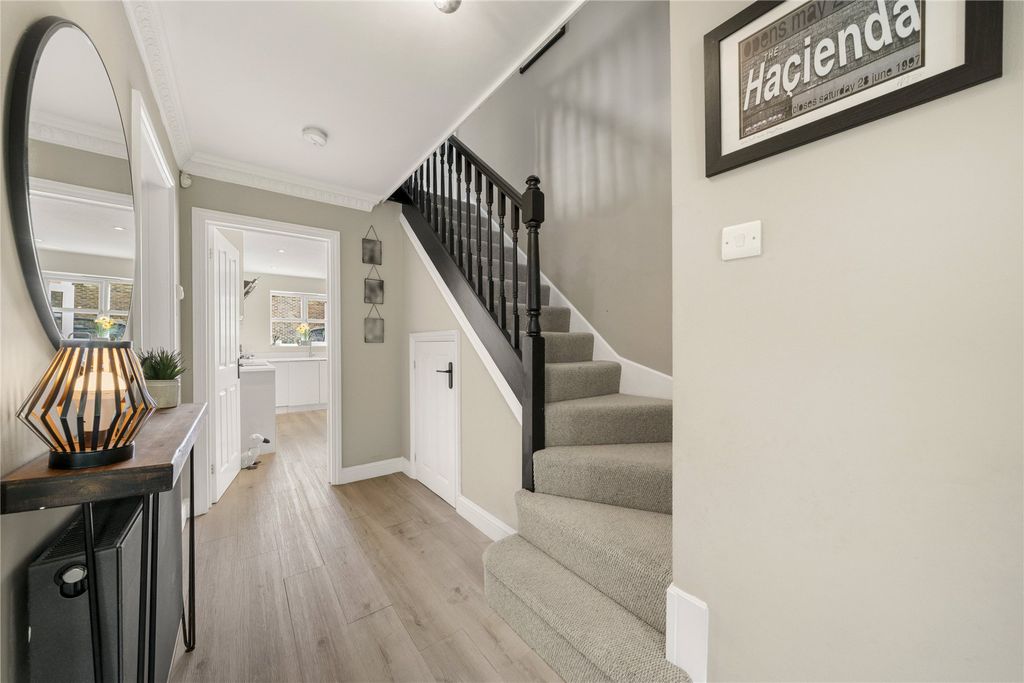 Property photo 2 of 11 Picture No. 05