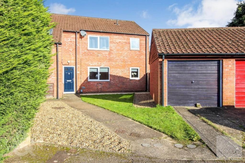 Property photo 1 of 11