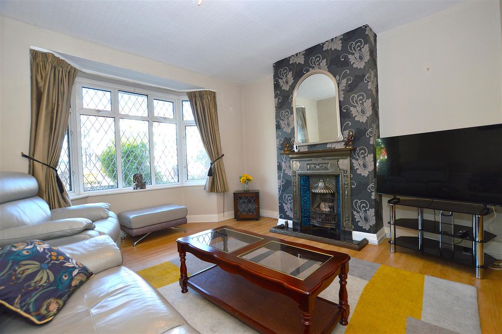 Property photo 2 of 18 65 Ellington Road Living Room.Jpg