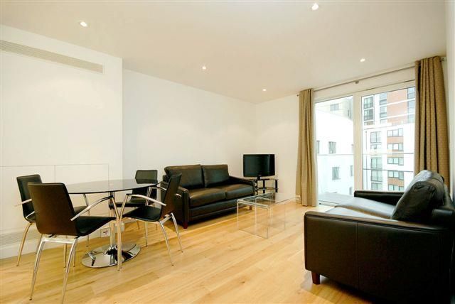 Property photo 1 of 8 Reception