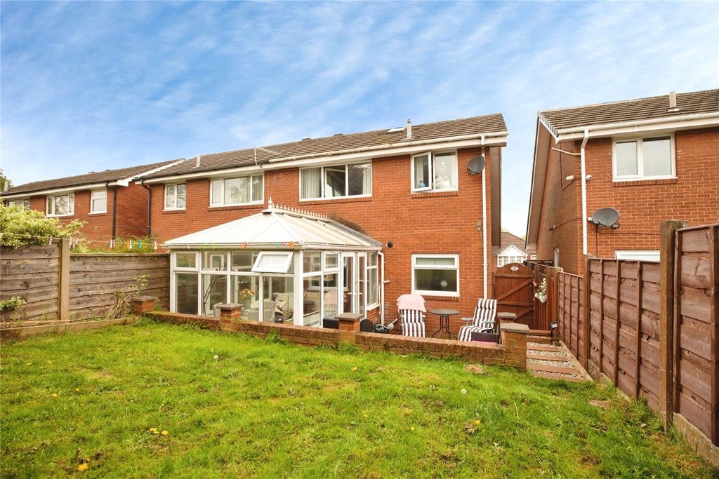 Property photo 3 of 22 Picture No. 03
