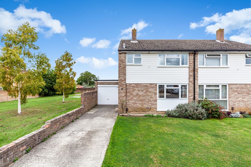 Property photo 2 of 11 172621