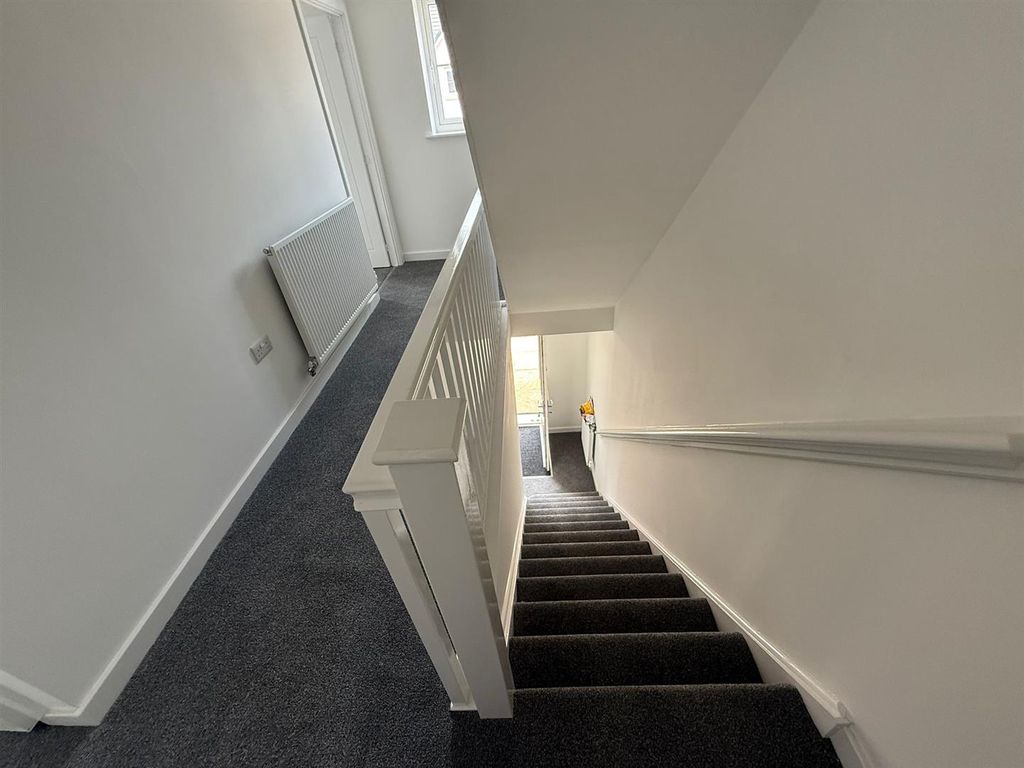 Property photo 1 of 51 0Aa6032B-767A-421B-9237-d1Fa118ce250.Jpg