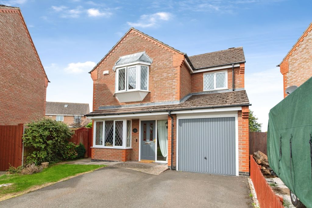 Property photo 1 of 19 Pbox-Img.Jpg