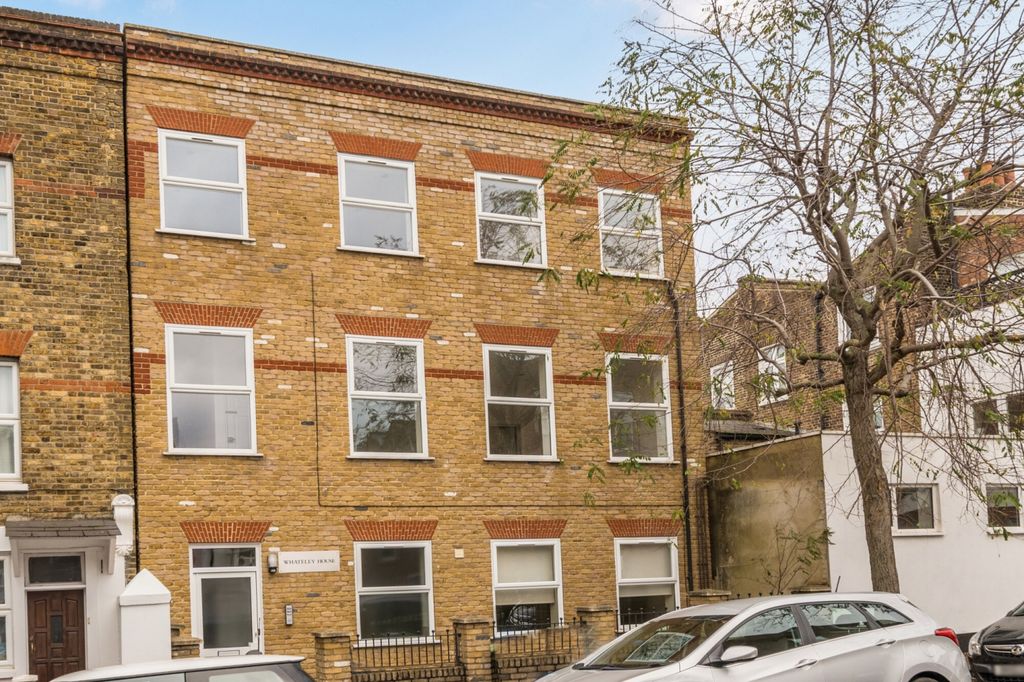 Property photo 2 of 12 1385980-3-69282c2...