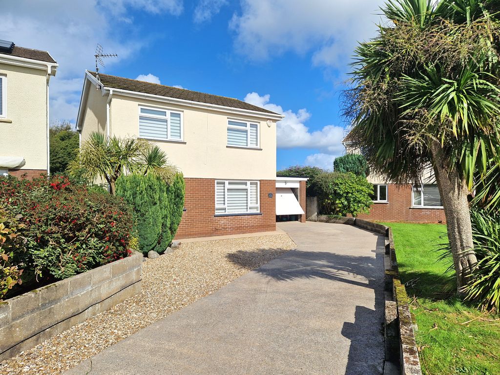 Property photo 1 of 25