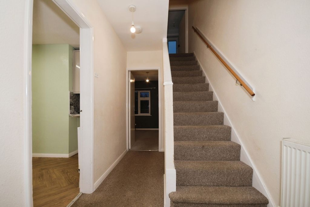 Property photo 3 of 20 Pbox-Img.Jpg