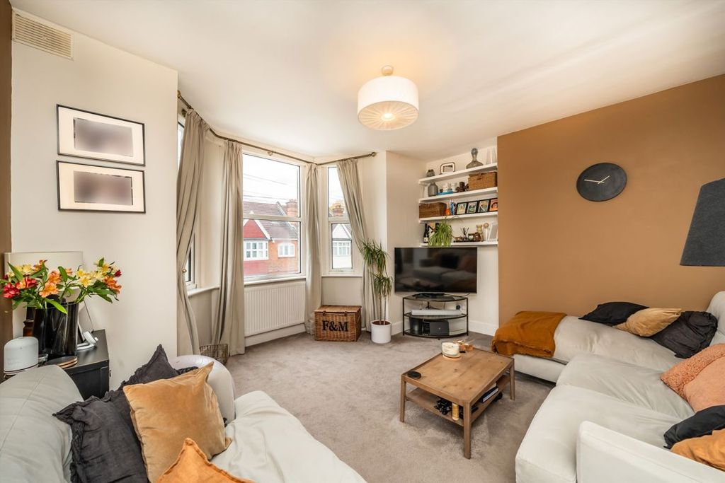 Property photo 2 of 7