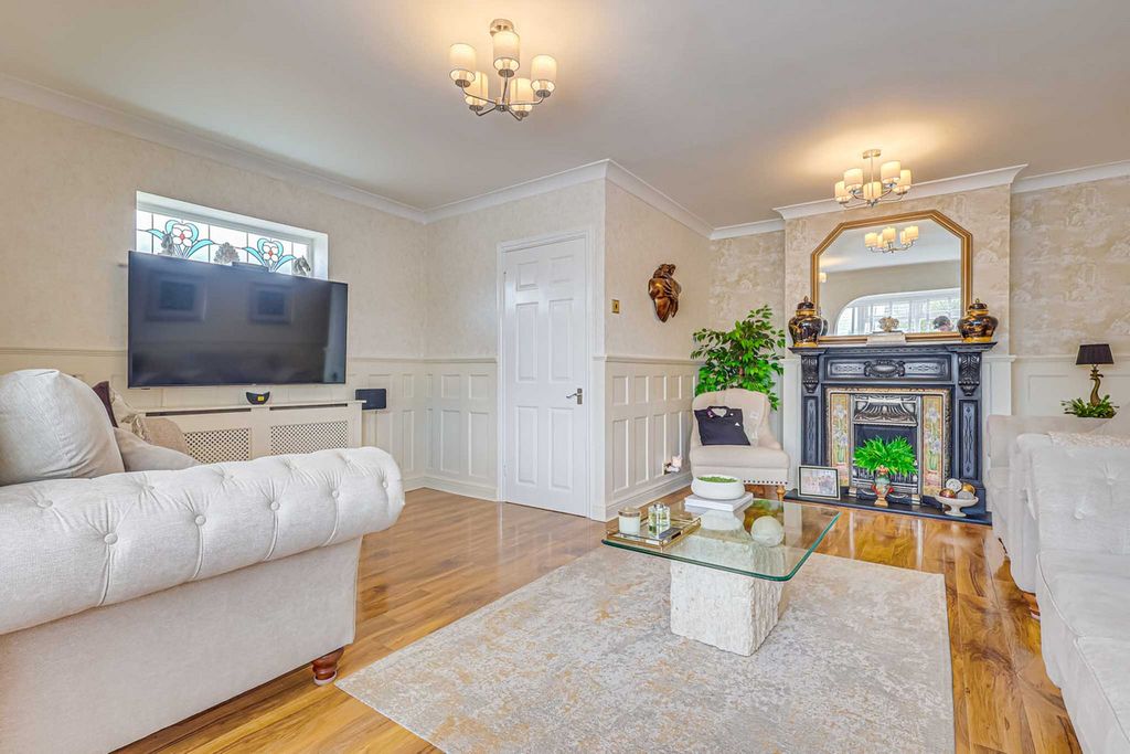 Property photo 2 of 42