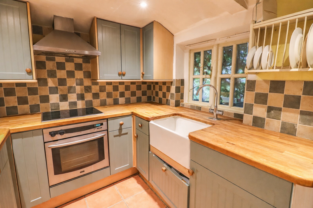 Property photo 2 of 11 Picture No. 25