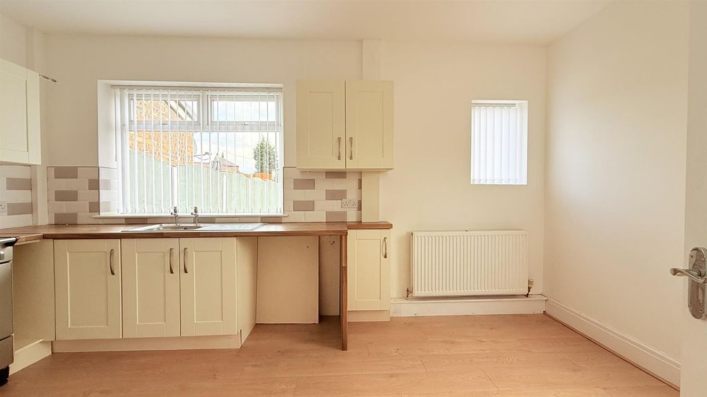 Property photo 3 of 12 Fullsizerender-15.Jpeg