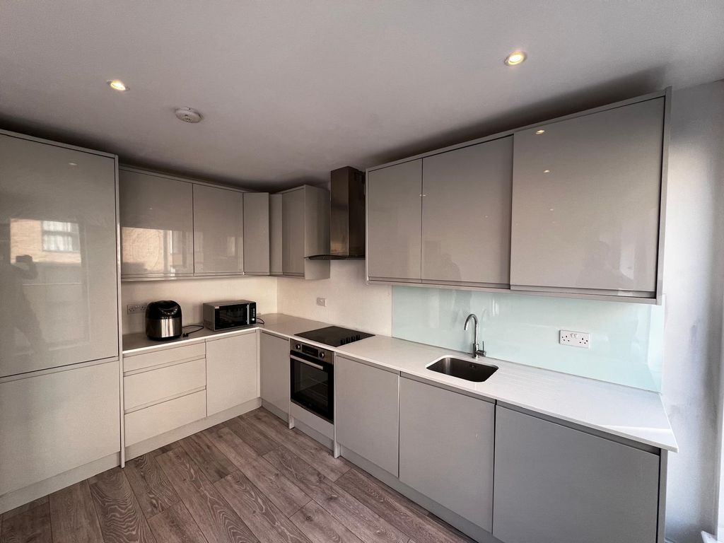 Property photo 1 of 7 1 Bedroom Flat For Rent