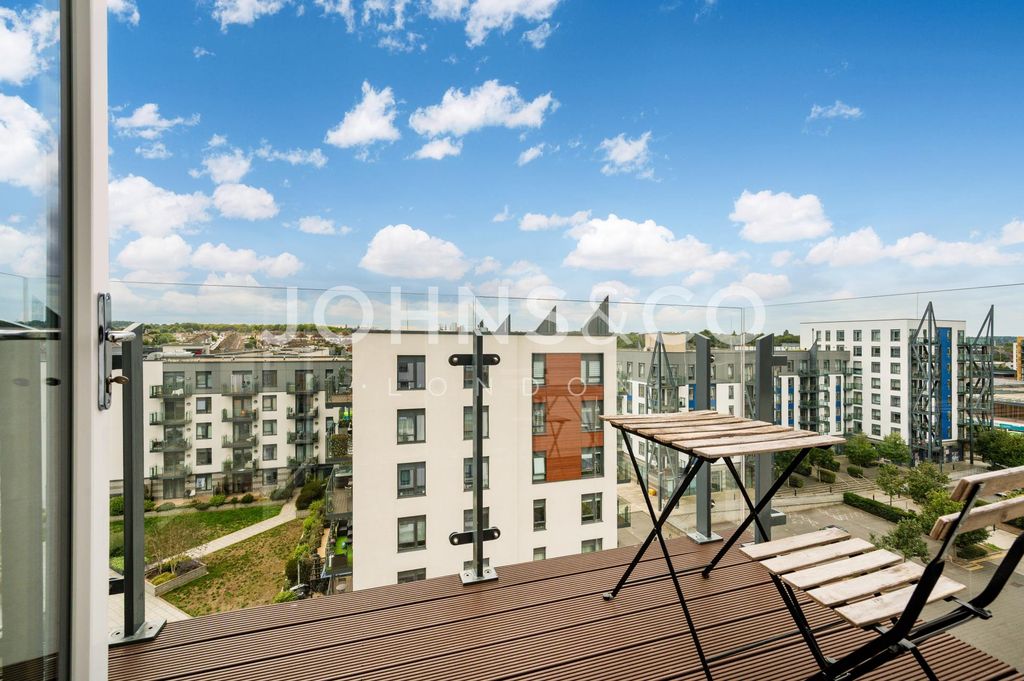 Property photo 3 of 5