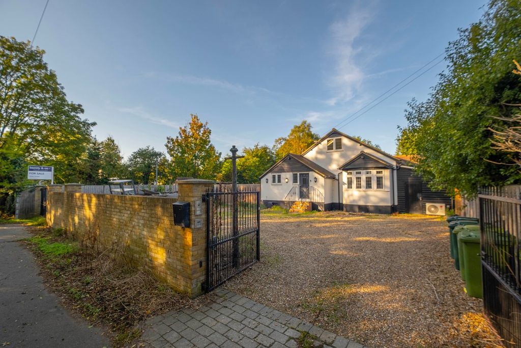 Property photo 1 of 40 Front Elevation