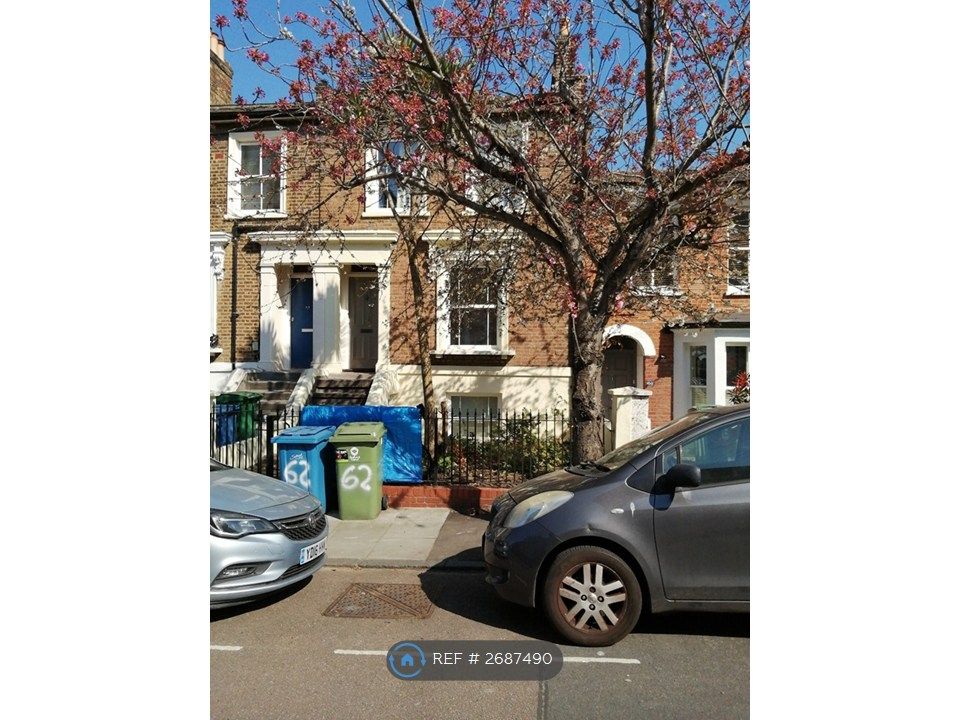 Property photo 1 of 17 Front Of The House Showing Railings