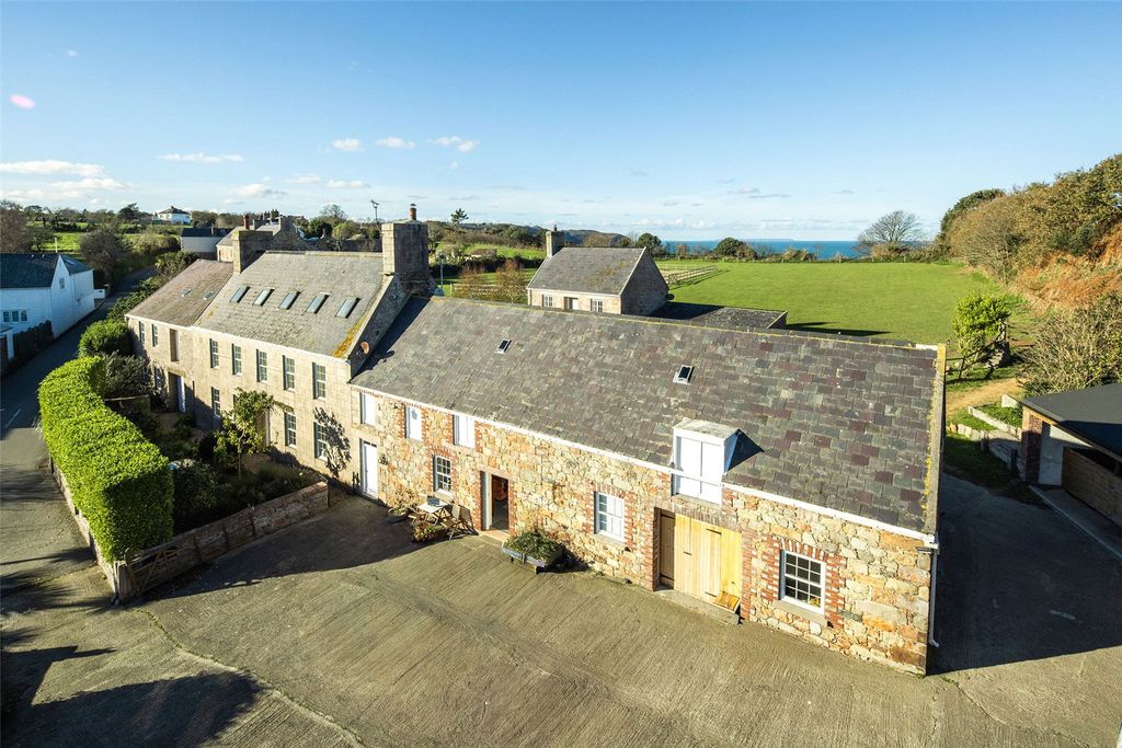 Property photo 1 of 44 Main