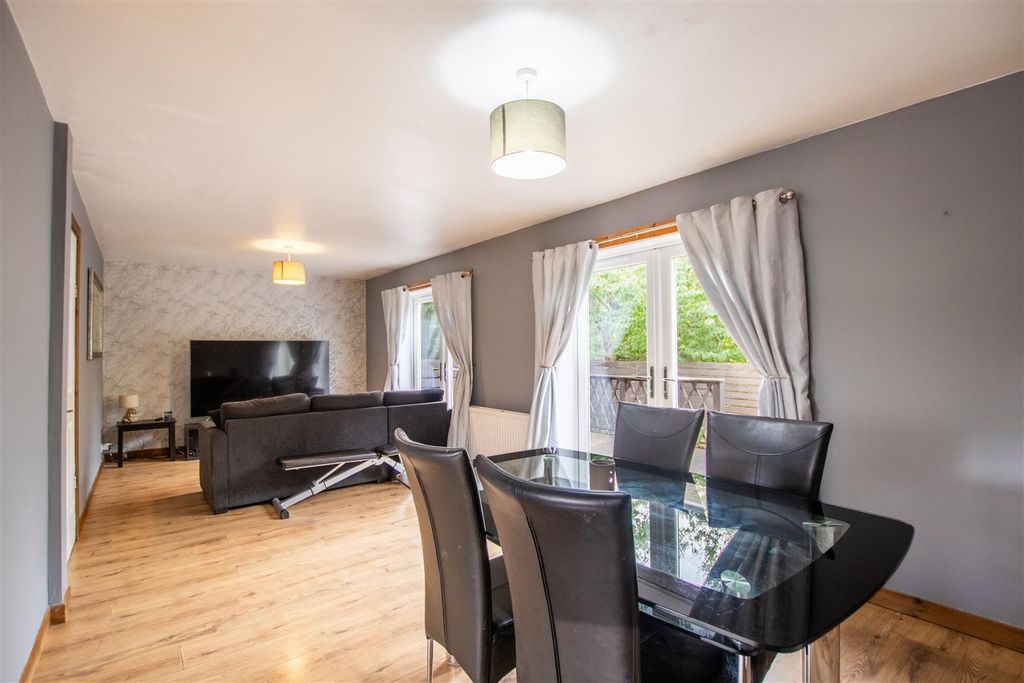 Property photo 2 of 17 Dining.Lounge-1.Jpg