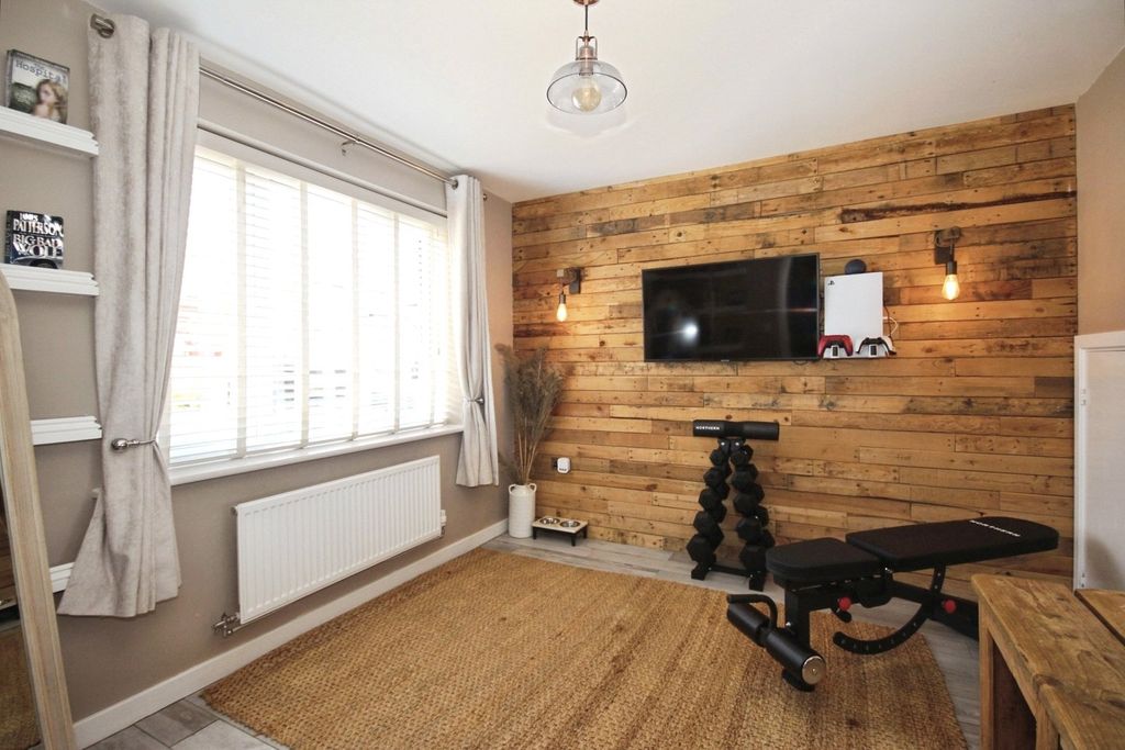 Property photo 3 of 20 Picture No. 26
