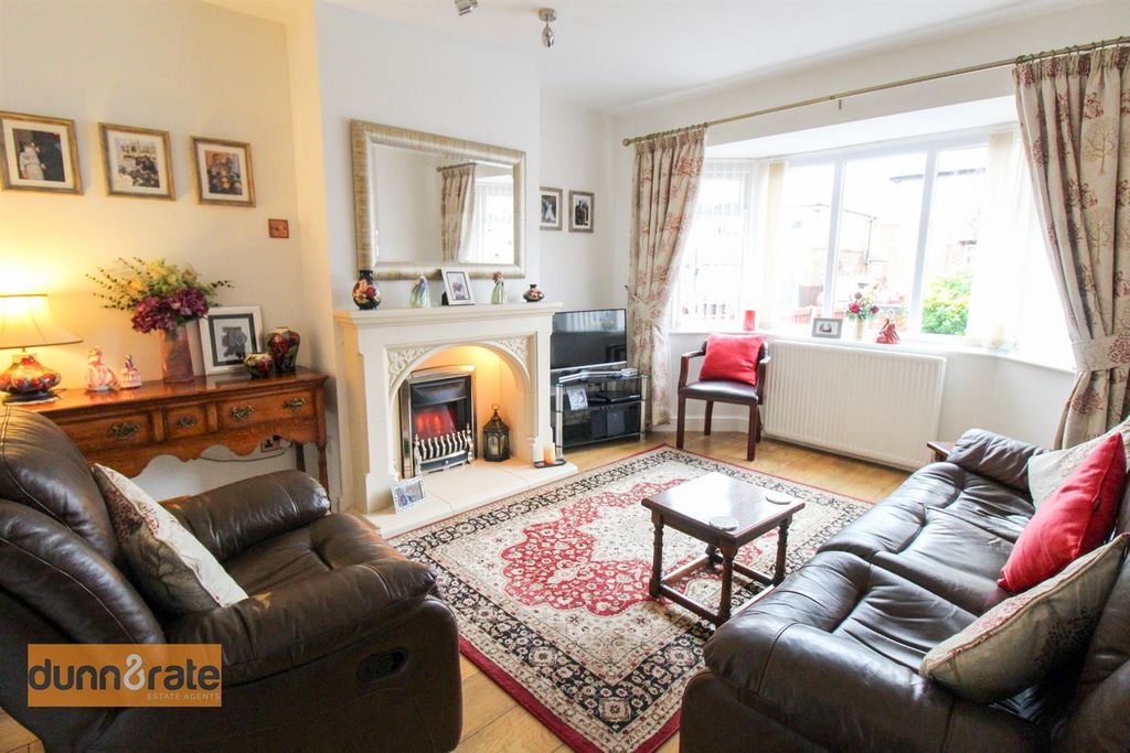 Property photo 2 of 28 Img_2353.Jpg