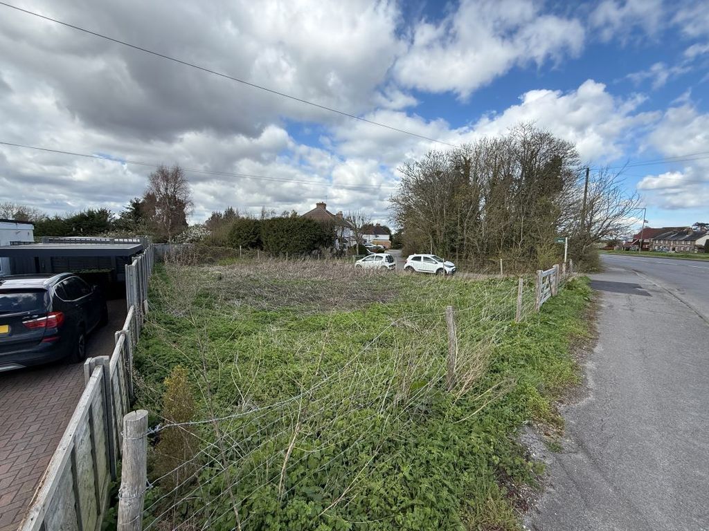 Property photo 3 of 11