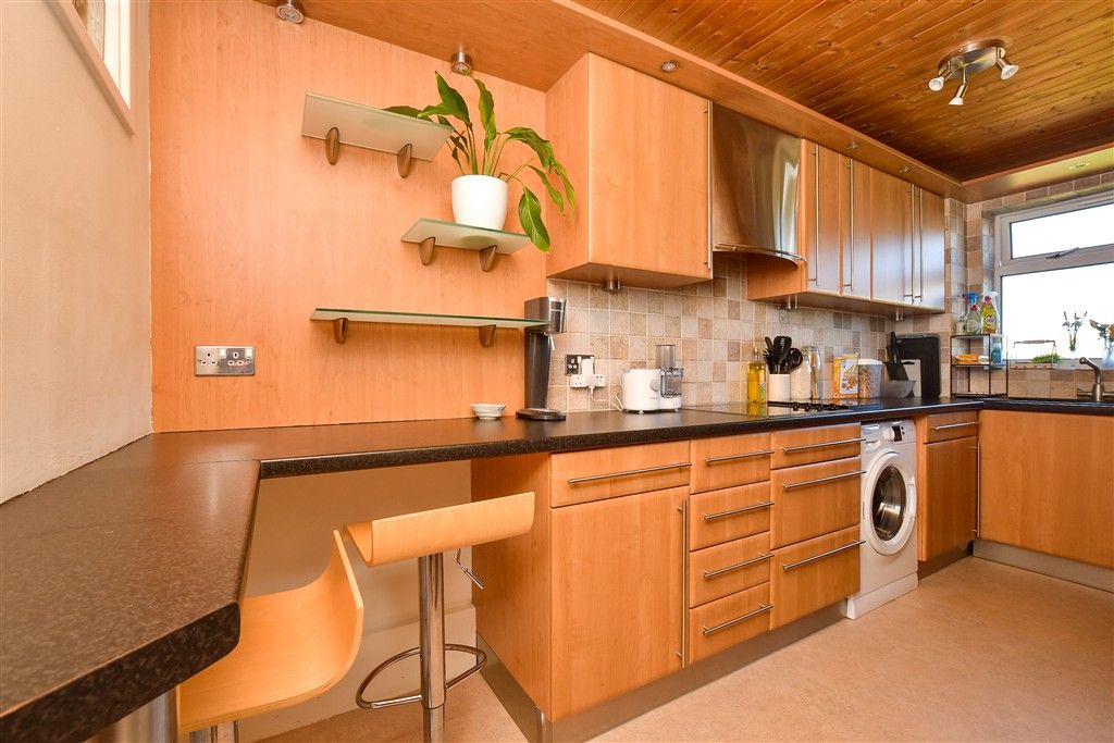 Property photo 2 of 16 Kitchen