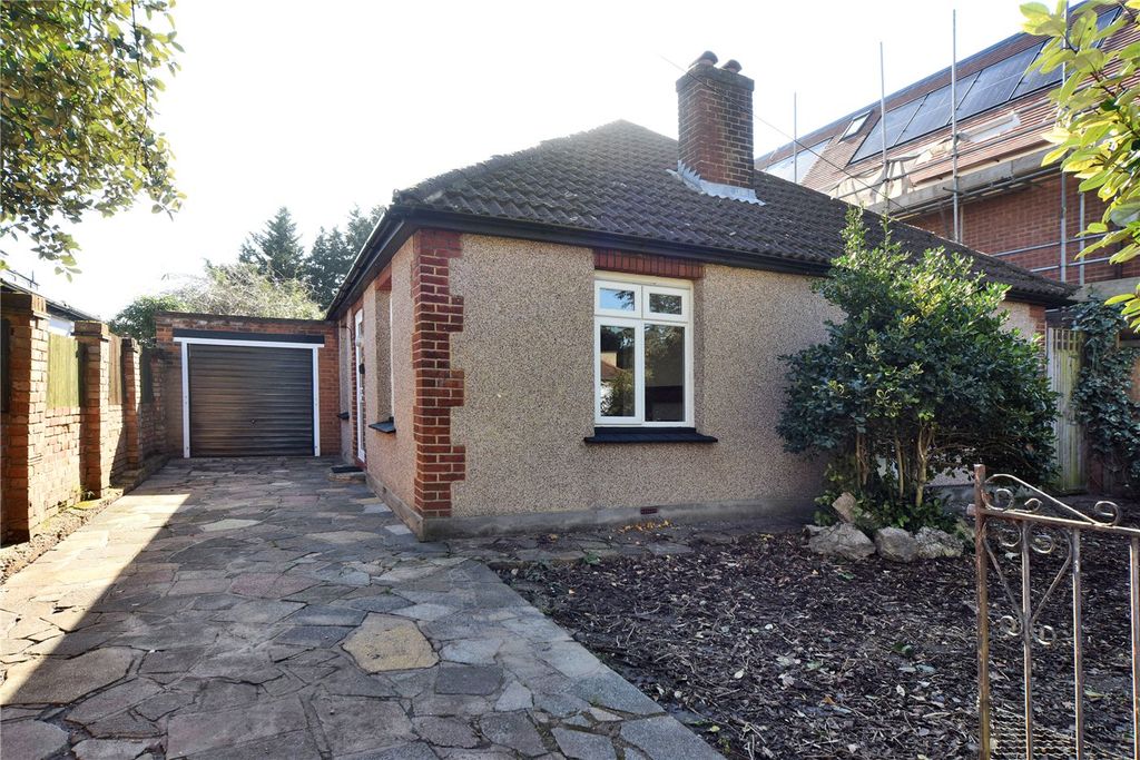 Property photo 1 of 20 Picture No. 14