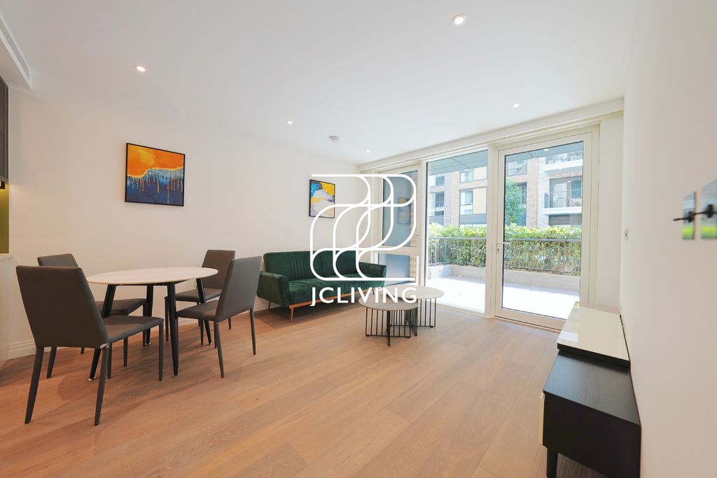 Property photo 1 of 17 Westwood Building, 4 Lockgate Road, Sw6
