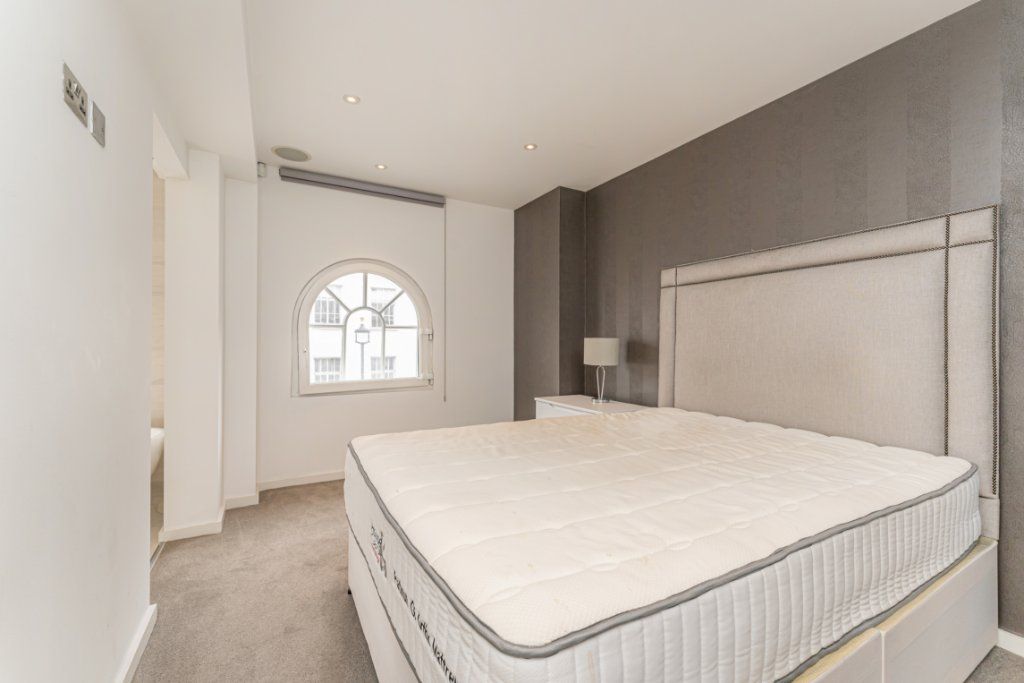 Property photo 3 of 17 Picture No. 23