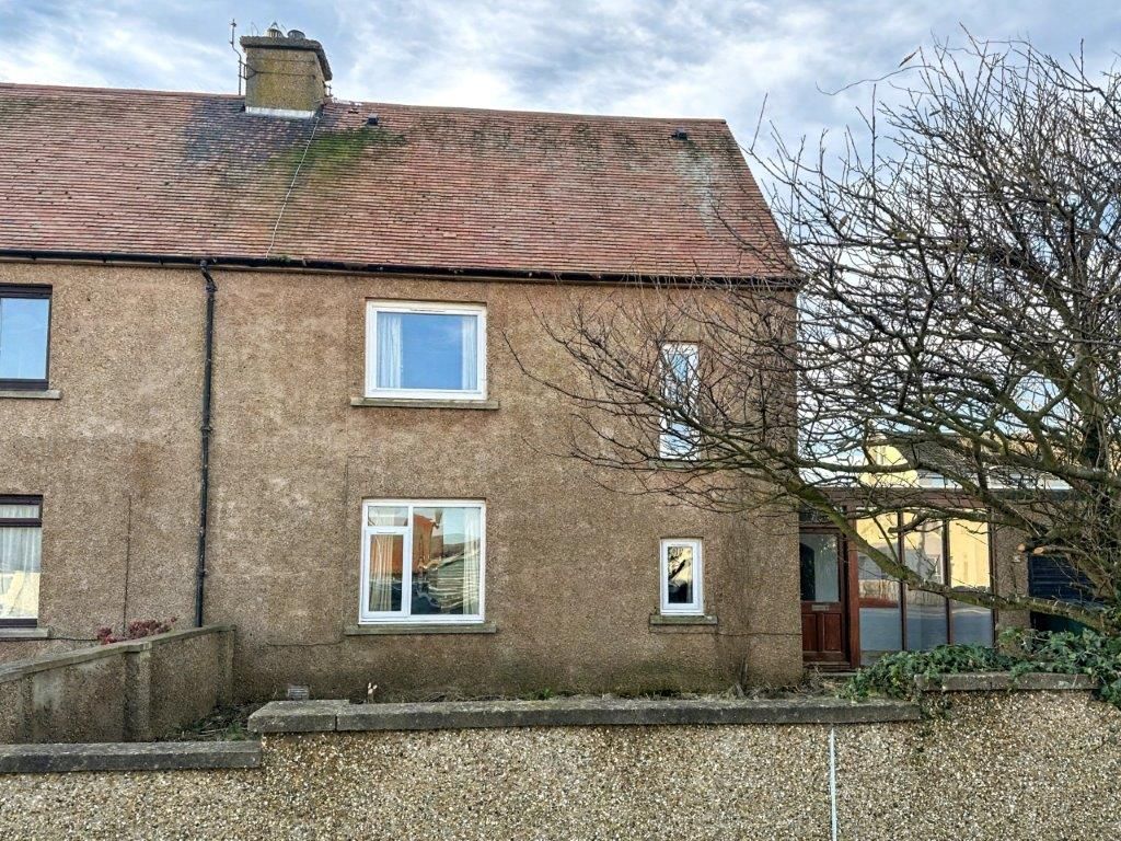 Property photo 2 of 25