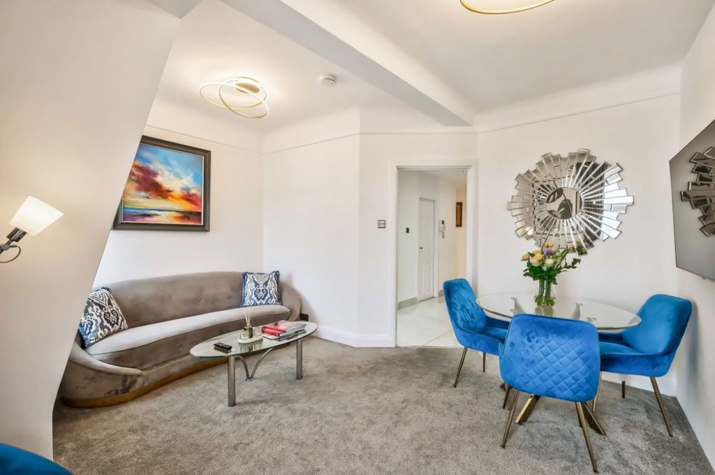 Property photo 1 of 31