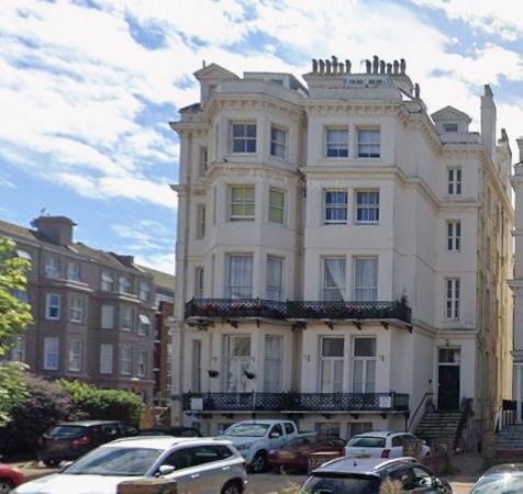 Property photo 1 of 8