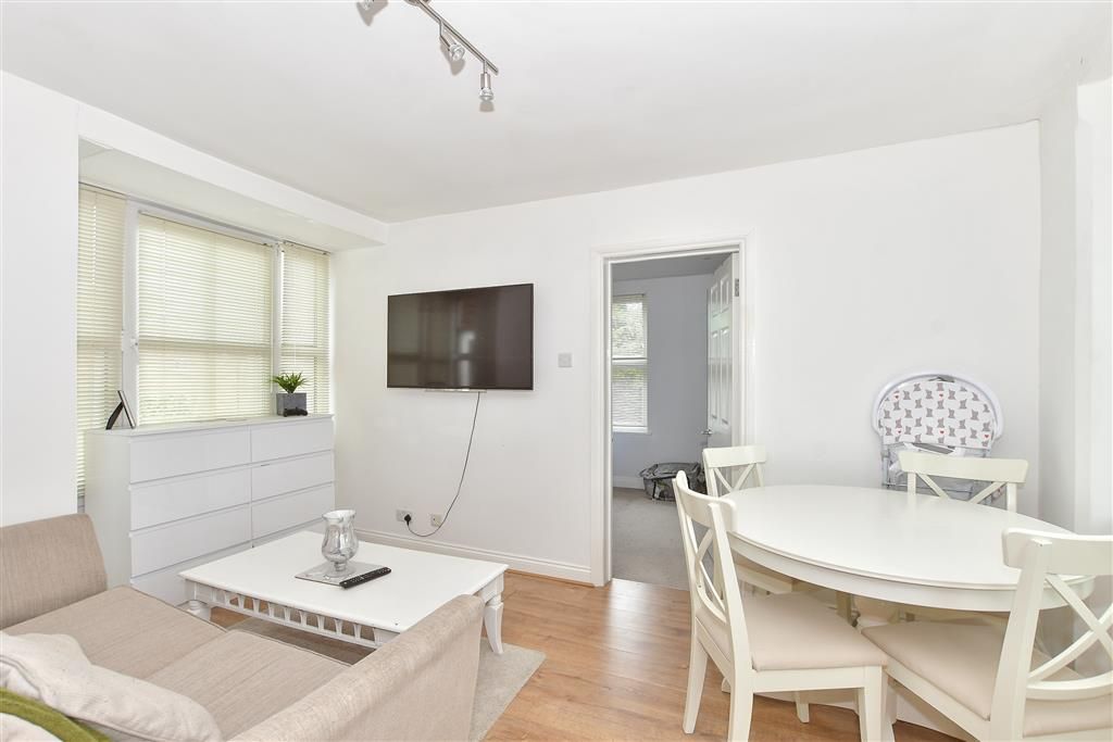 Property photo 1 of 9 Kitchen Lounge/Diner