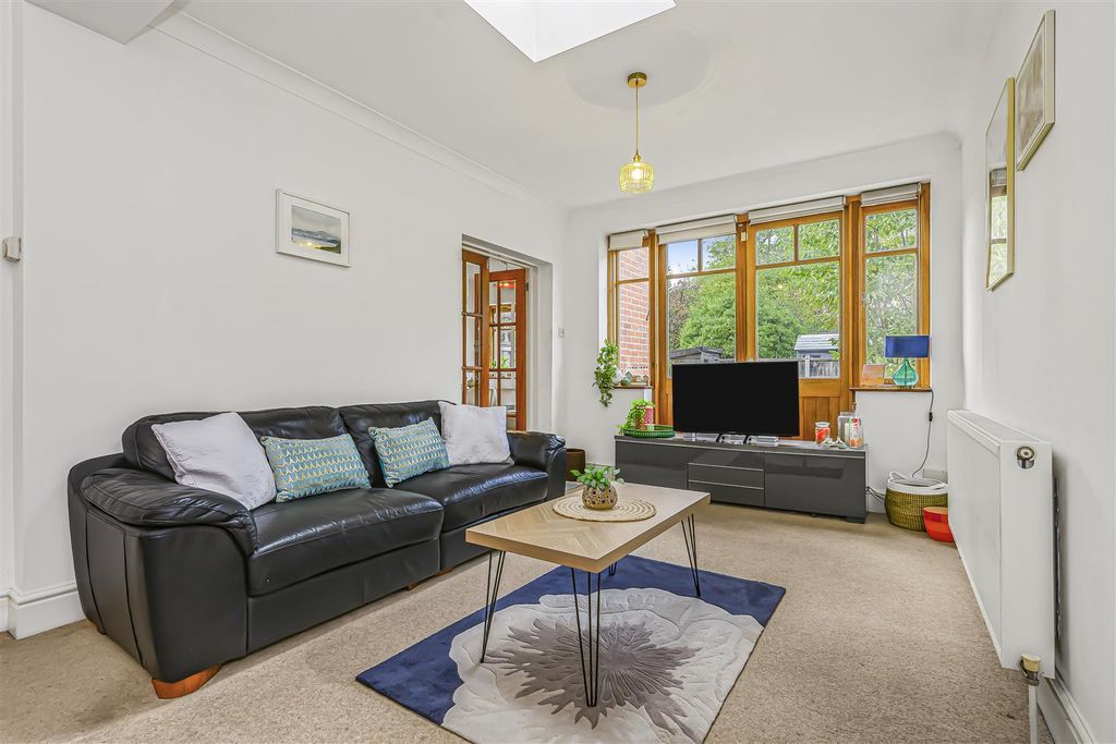 Property photo 3 of 28 26B Langley Drive-14.Jpg