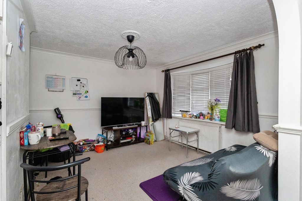 Property photo 2 of 14 Pbox-Img.Jpg